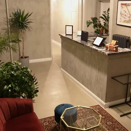 Hotel Downtown Twelve 3*