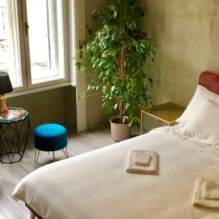 Downtown Twelve Hotel 3*
